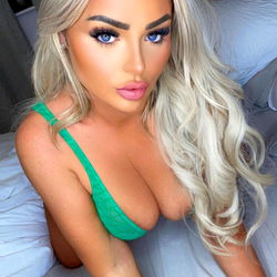 SINGLE MUM LOOKING FOR FUN😈 photo