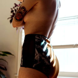 Adrienne Taylor photo