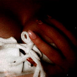 OnlyFans Model ♠️ Reveals Her Body