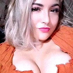 Candid and Alluring Model Shot