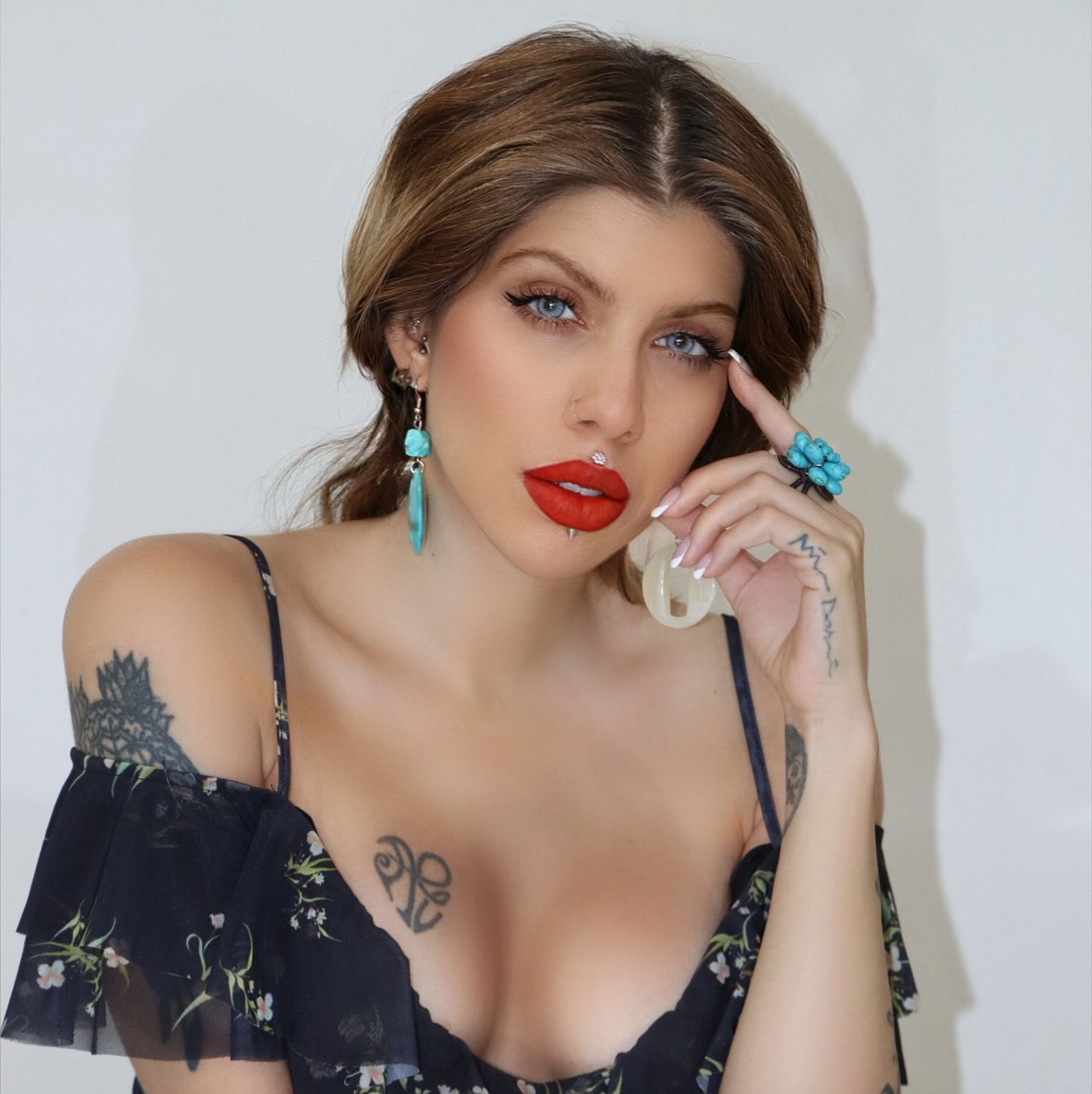 💎𝘋𝘰𝘮𝘪𝘯𝘢𝘵𝘳𝘪𝘹 𝘙𝘪𝘵𝘢 15.5K FANS photo