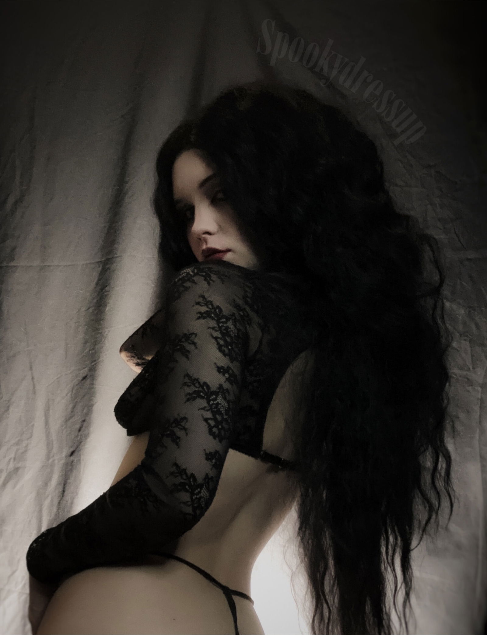 𝕾𝖕𝖔𝖔𝖐𝖞 𝖇𝖎𝖙𝖈𝖍 photo