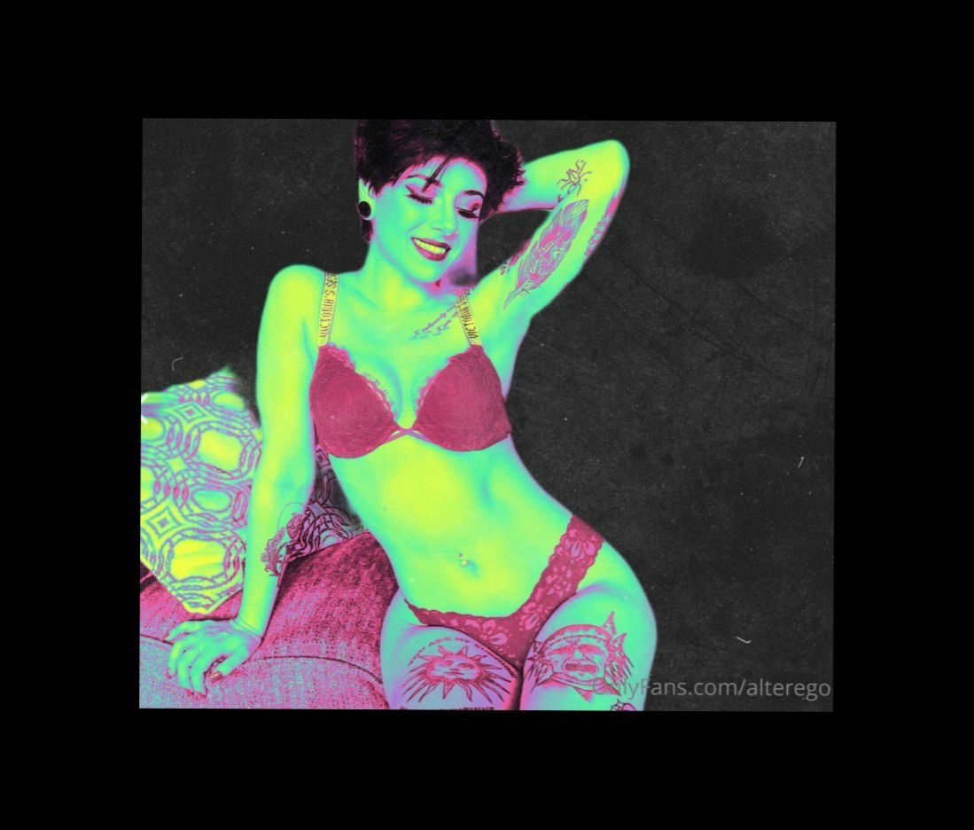 ☠️🖤𝕄𝕖𝕘𝕒𝕟 𝔻𝕒𝕟𝕖 🖤☠️ photo