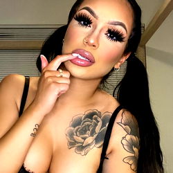 Leela 🤍, from: My Bedroom 😈