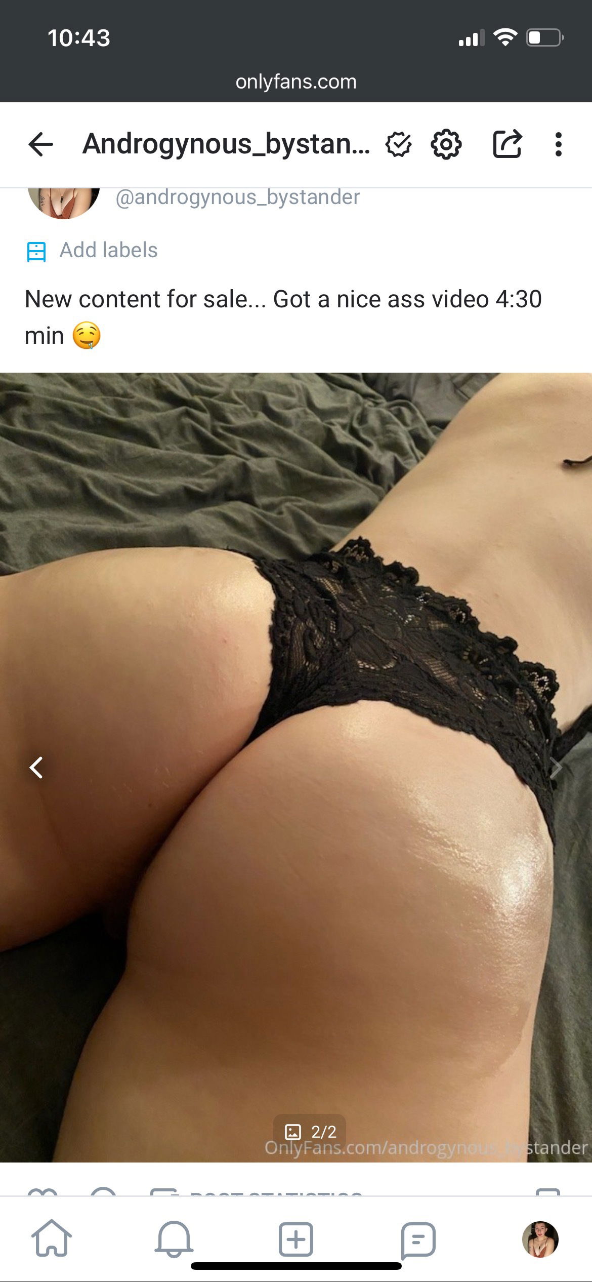 Androgynous_bystander photo