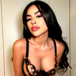 Ariana, OnlyFans Model