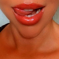 Onlyfans Model Alexa: Examining the SEO of a Model Photo