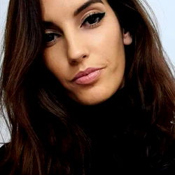 Andreea Ionescu - A Sophisticated Look