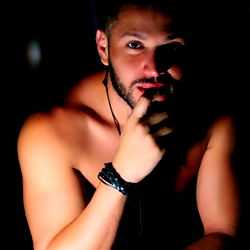 Allefcosta's Muscular Arm and Deep Thought