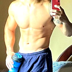 Fitness Model Adonisok: Argentine Glow-up