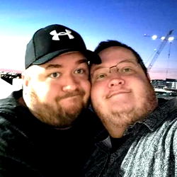 🍔Ham🐷Bear🐻Grrs🍔 photo