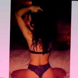 OnlyFans Model Princess Peach in Intimate Lingerie Photos from Springfield, MO