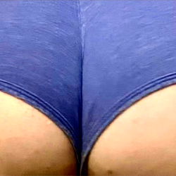 A Peachy View: OnlyFans Peaches