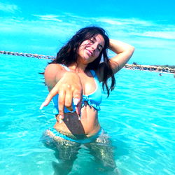 Onlyfans Model Aileenfiore Posing in Blue Swimwear on Beach