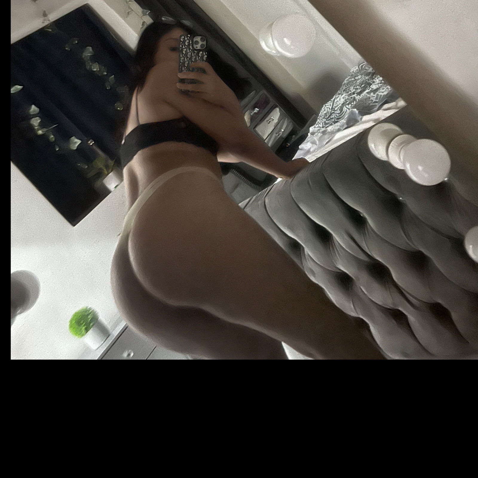 A s h l e y 🦋 photo