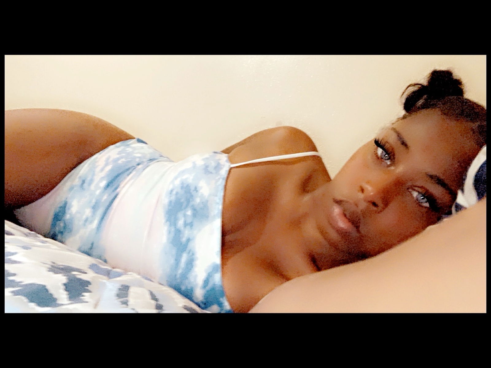 Get Animated with Amiya 🤳📸😏 photo