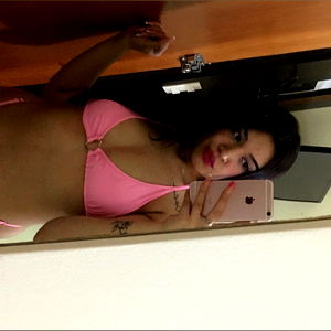 Mily๐ญ๐งธ photo