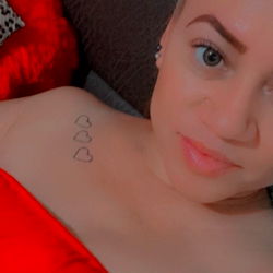 Alejandra Arellano photo