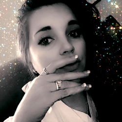 Danni Lane: A Captivating Instagram Model