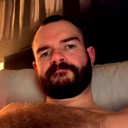 Ari Zakh: The Ultimate Guide to Becoming a Model on OnlyFans