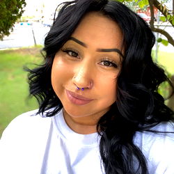 Alondra, A OnlyFans Model