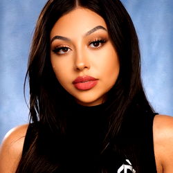 Gothicdolly - Model Portrait