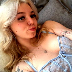 OnlyFans Model Angel 💍 from Australia