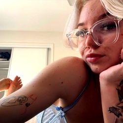 ⟡ 𝐇𝐞𝐚𝐯𝐞𝐧’𝐬 𝐃𝐢𝐫𝐭𝐲 𝐋𝐢𝐭𝐭𝐥𝐞 𝐒𝐞𝐜𝐫𝐞𝐭 ⟡ photo