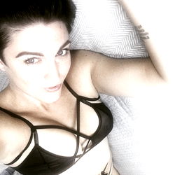 Amandasweetxx: Intimate Los Angeles OnlyFans Model Photos