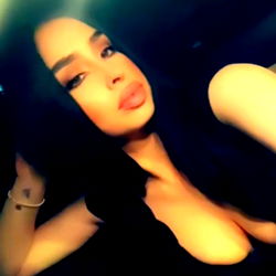 Jasmine Mansour, OnlyFans Model with Stunning Looks