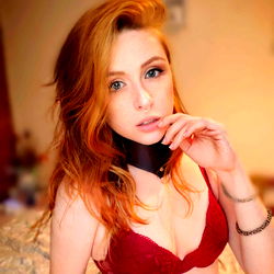 OnlyFans Model Ari, in Bikini and Lingerie