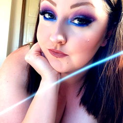 Alexis Kyle - OnlyFans Model