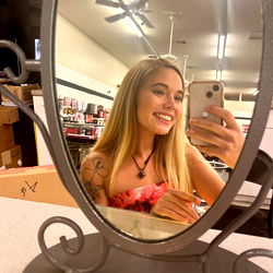 Katlyn Ashworth in Mirror