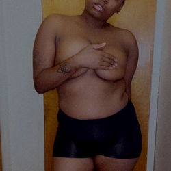 XxMariexX in an OnlyFans Model Photo