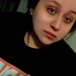 Mari: A Serene Portrait