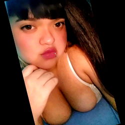 Abrilveron02 - Glamourous OnlyFans Model