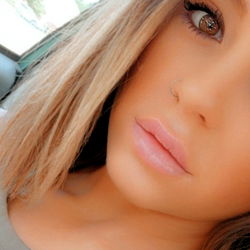 Beauty with a Glam Look