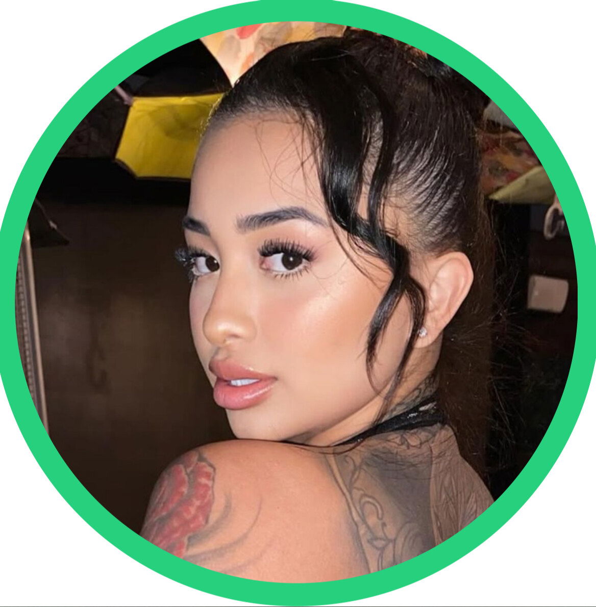 TattedLatinaMamii photo