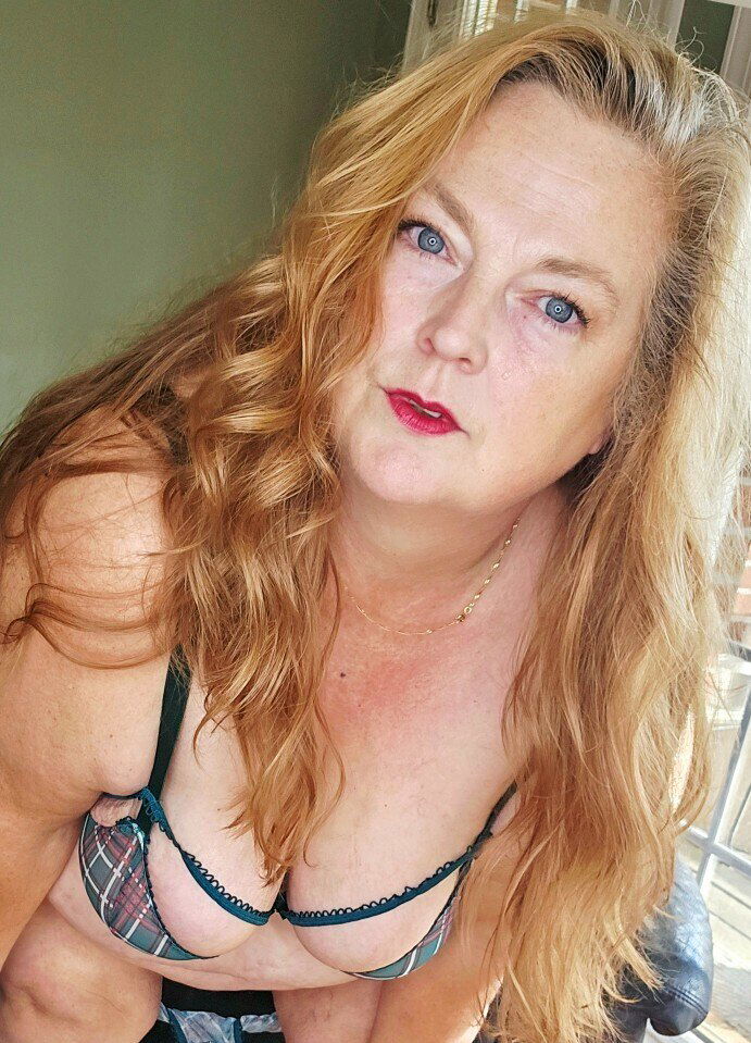 👠Cock Whispering Hotwife JJ BBW Big Tits photo