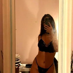 OnlyFans Model Anna Belucci, 23 Years Old