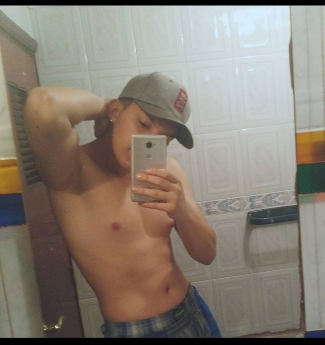 Activo arrecho photo