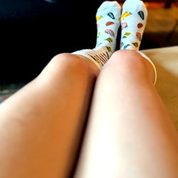 Lola, OnlyFans model, lounging