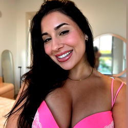 Ava✨ - Model Photo