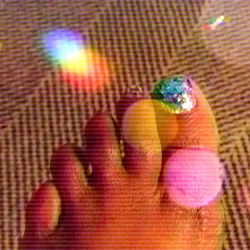 Model Amputated in NYC Shows Off New Toes