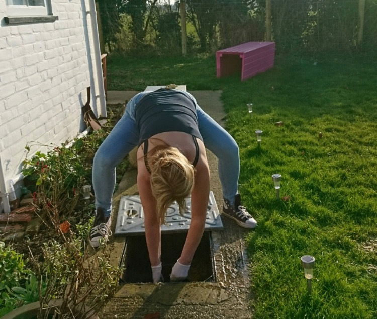 Amanda Boobs Bum &amp; Bush photo