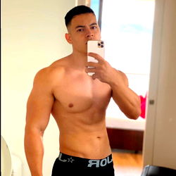 Fit and Attractive Model Apolo JacKson Shows off Abs