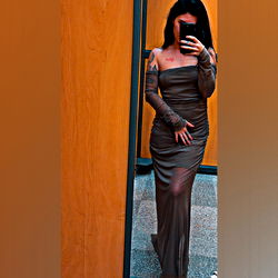 Fashionable Evening Dress Model Aphrodite Bruja