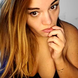 Sweet Fire, a Stunning and Confident OnlyFans Model