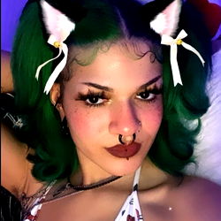 Vivienne Rage OnlyFans 🖤🦇