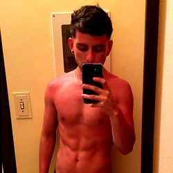 Liam ⚡️: A Model of Strength and Beauty